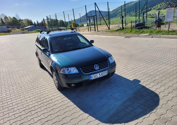 Volkswagen Passat cena 5999 przebieg: 430000, rok produkcji 2002 z Grybów małe 326